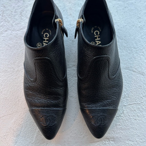 Black Leather Chanel Booties with CC cap toe - Picture 4 of 8